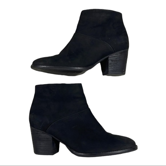 Blondo Shoes - Blondo black waterproof chunky ankle boots size 7.5 slim for spring and summer